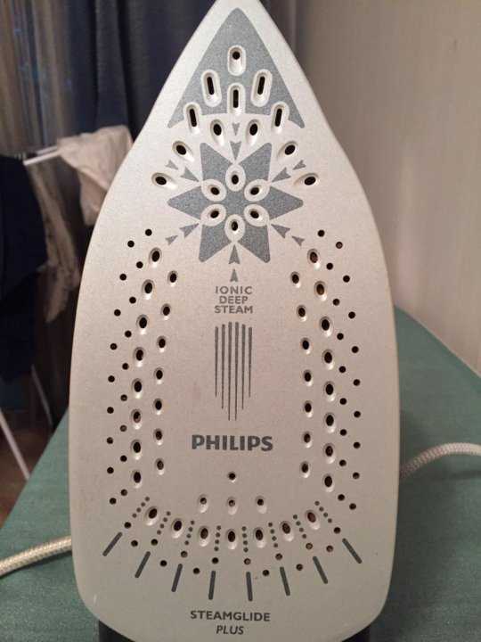 Подошва steamglide. Philips Azur STEAMGLIDE. Утюг Philips Ionic Deep Steam gg4430. Подошва утюга Philips Azur 4412. Утюг Филипс с подошвой STEAMGLIDE.
