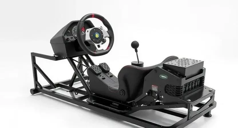 Logitech или Thrustmaster: детальное сравнение игровых рулей и педалей