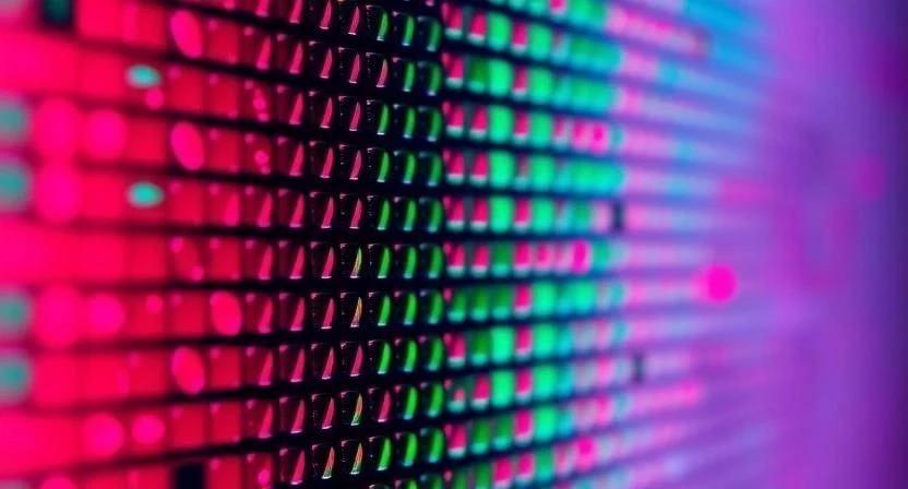 Сравнение дешевых и дорогих мониторов