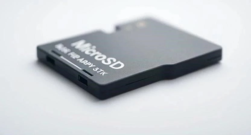 Различия между SD и microSD картами памяти