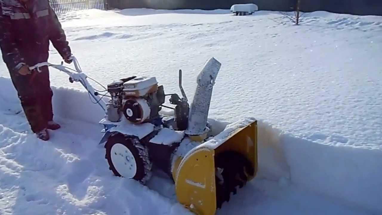 ✅ уборка снега мотоблоком: видео чистки лопатой, щеткой, шнек ротором - байтрактор.рф